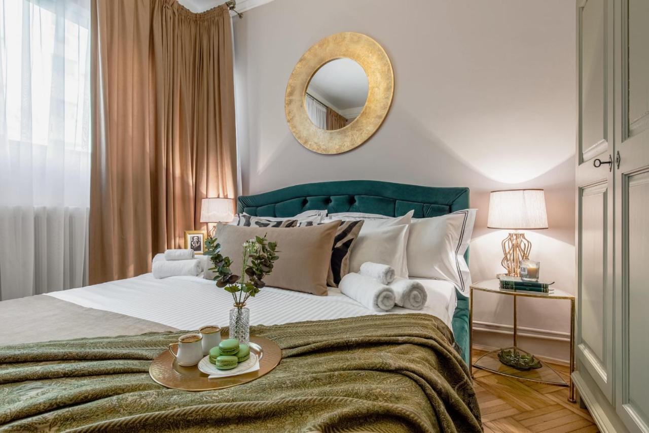 Holt - The Great Gatsby Villa Boekarest Buitenkant foto